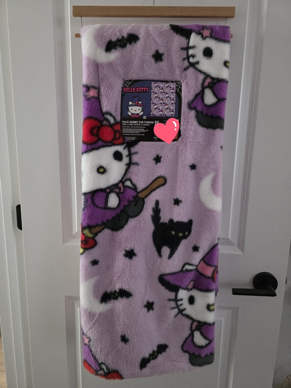 NWT Hello Kitty Purple Halloween Witch Faux Rabbit Fur Throw